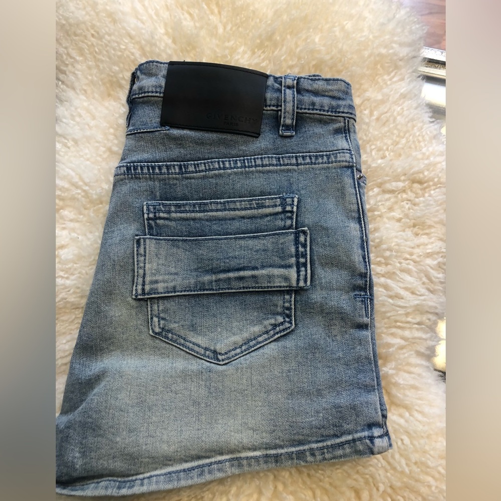 GIVENCHY  high‎ rise shortie ,good condition - Picture 3 of 5